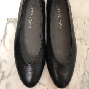 Stuart Weitzman Round Ballet Flats Black  Size 7